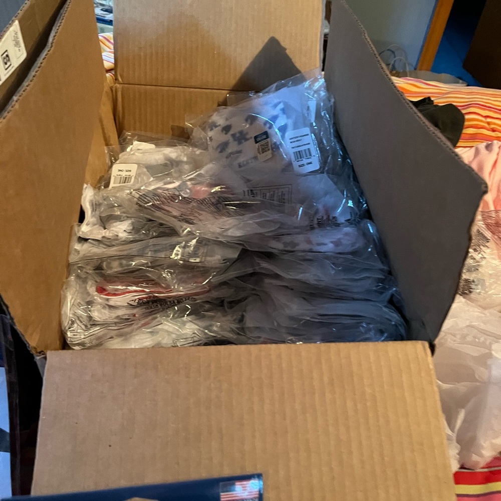 Facemasks Bundle 16 Different Teams Mich Florida … - image 3